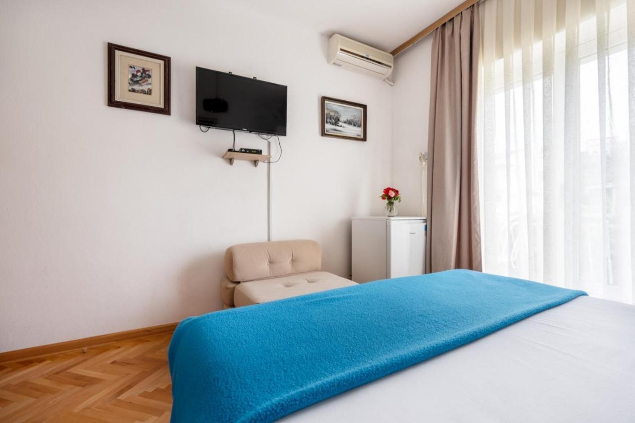 Apartments And Rooms Lotus Neum Exterior foto